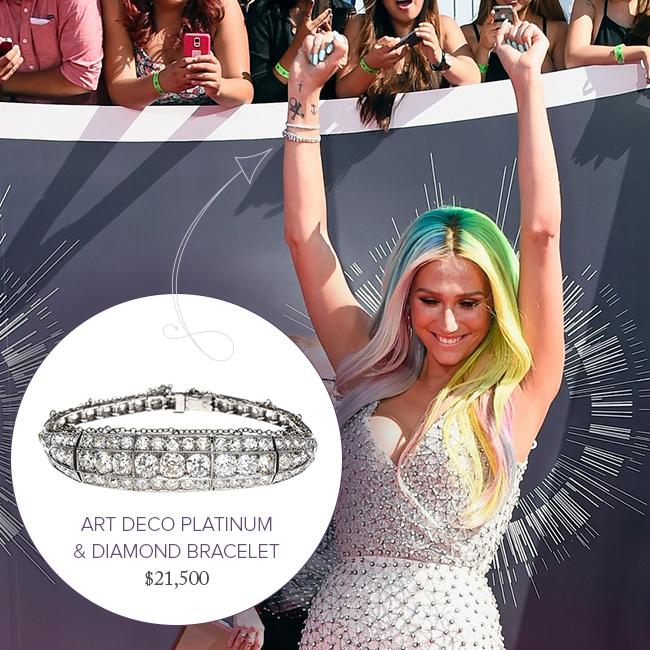 Kesha Wearing T&H at the VMAs!