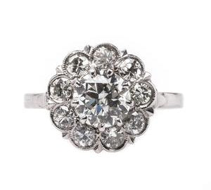 Explore Nature-Inspired Art Deco Diamond Engagement Rings