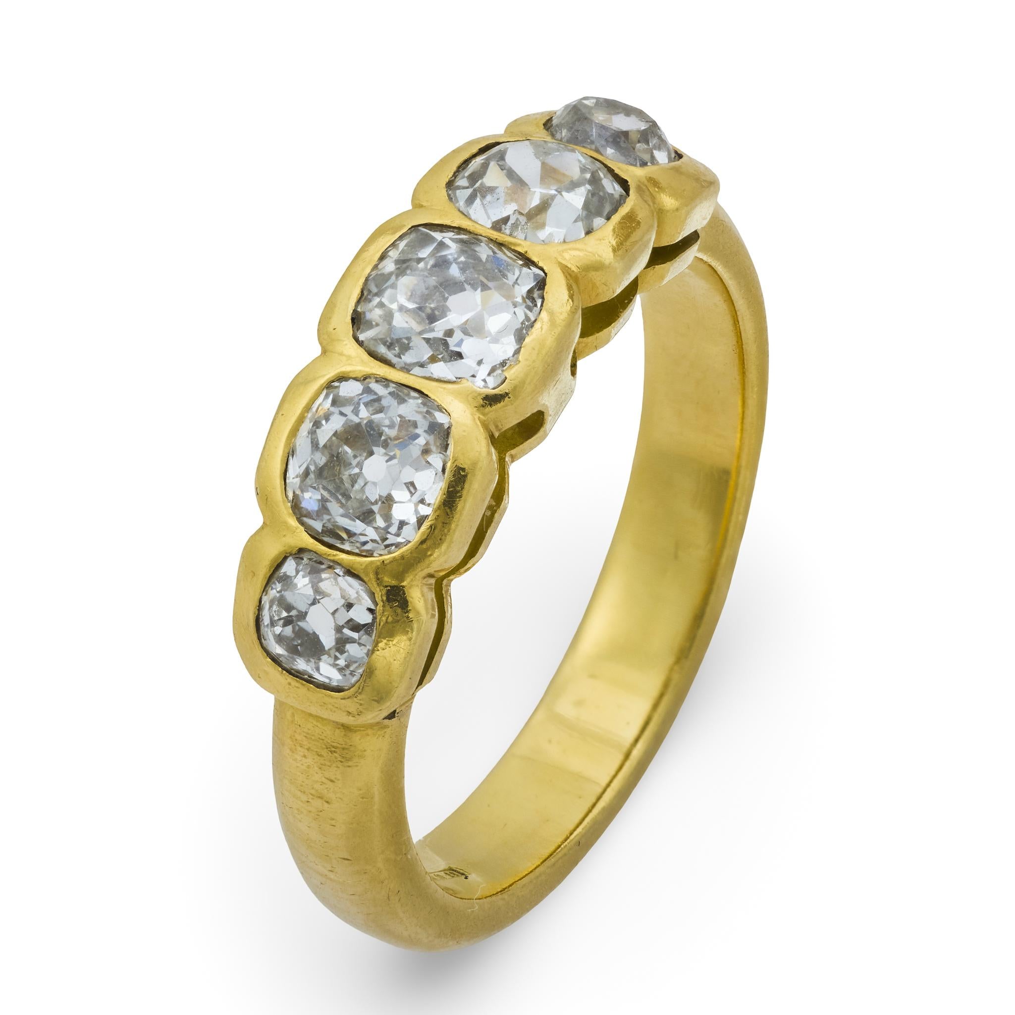 Vintage Italian 1.80 carat old mine cut diamond 18k yellow gold five stone band