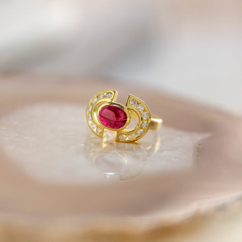 1.75ct Ruby & Diamond Buckle Ring from the 1980s | Palmoa