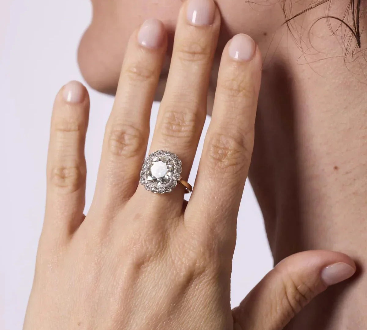 Vintage vs. Modern Engagement Rings: What Makes Antique Designs Unique?