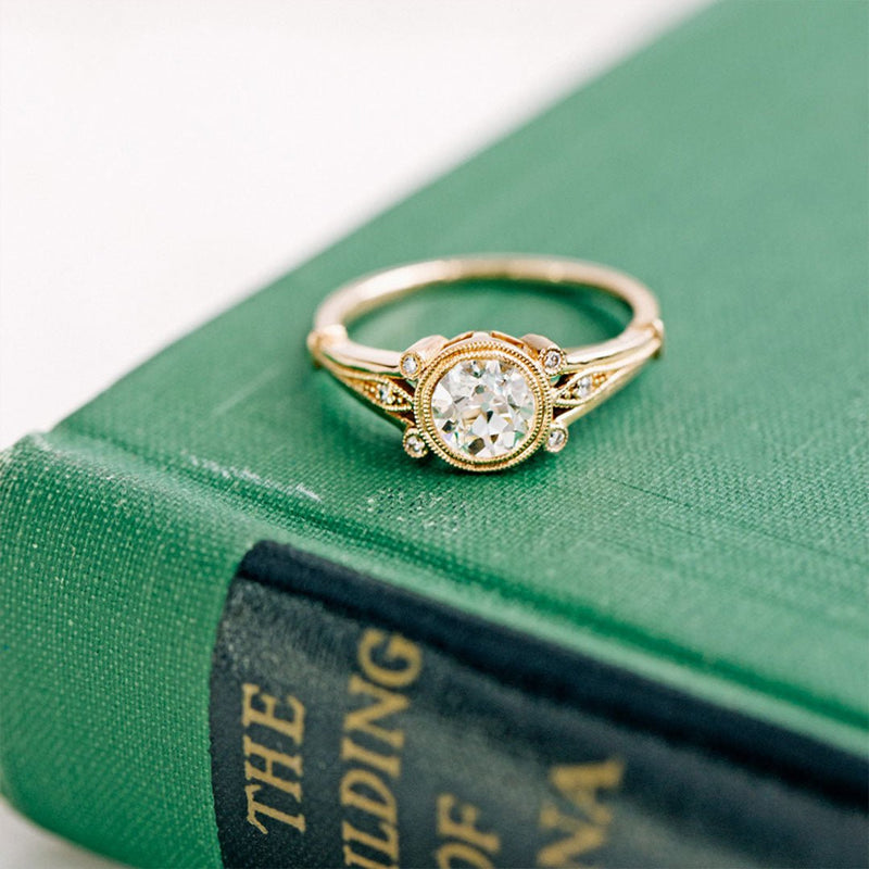 Literary Classics That Perfectly Encapsulate Our Antique Rings