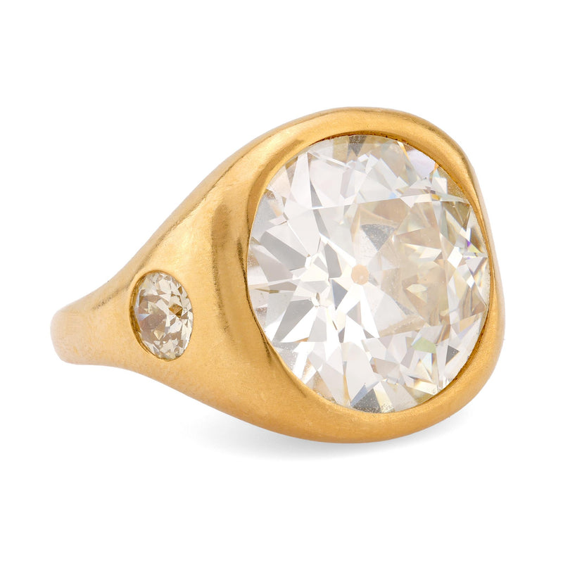 Bold GIA 8.66 Carat old European cut diamond 22k yellow gold ring