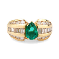 Vintage emerald diamond 14k yellow gold ring