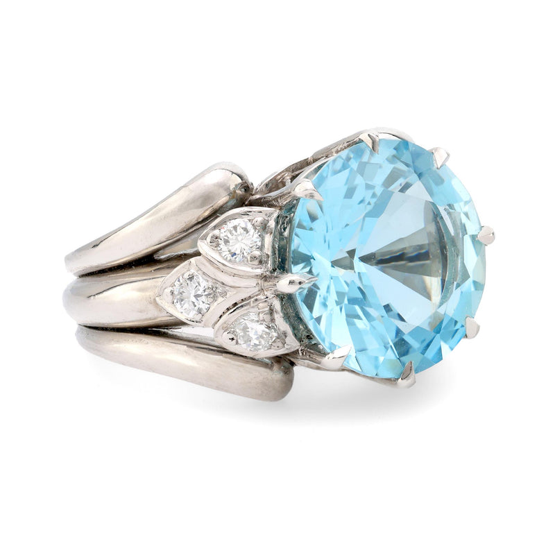 Mid Century 8.60 carat aquamarine diamond platinum ring