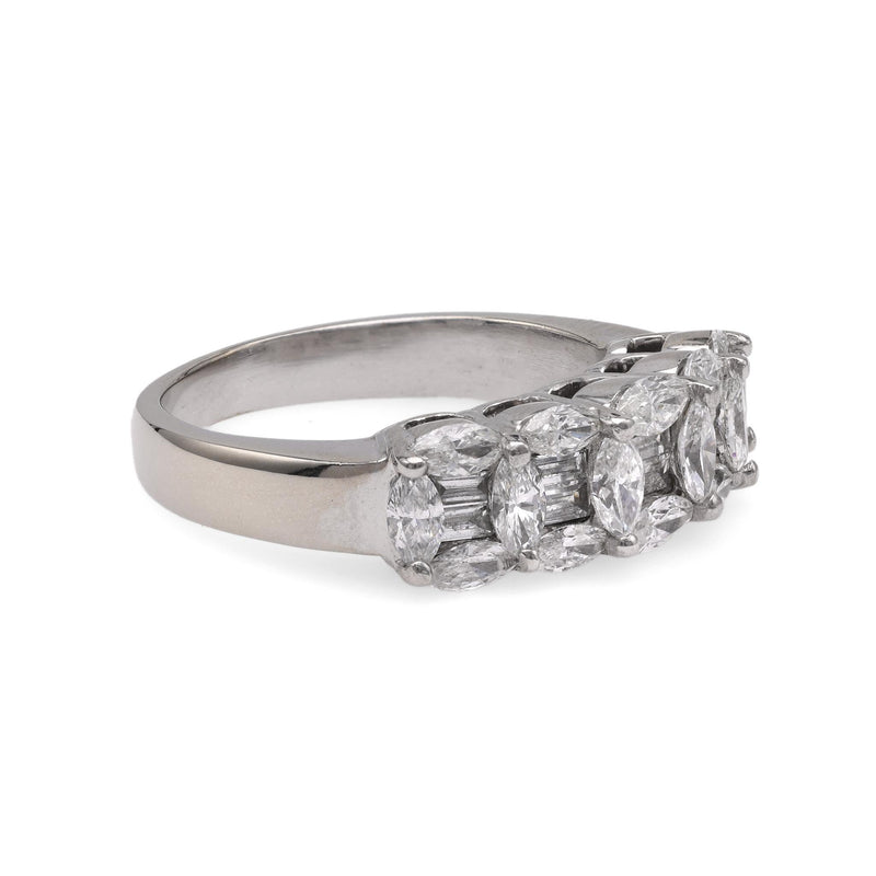 Modern 1.50 Carat Diamond White Gold Ring