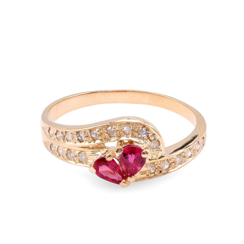 Vintage Ruby Diamond 14K Yellow Gold Swirl Ring