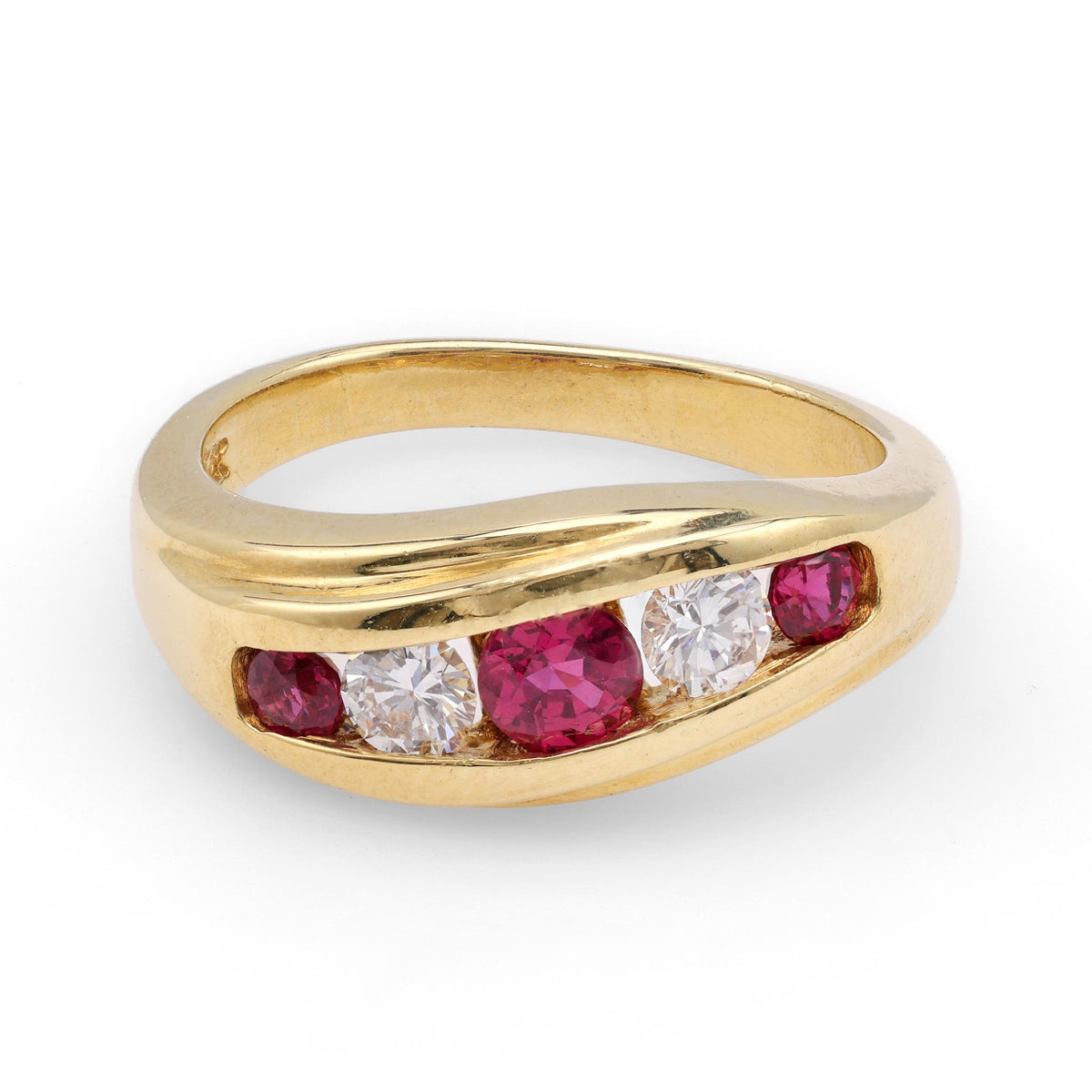 Vintage Ruby Diamond 18K Yellow Gold Ring