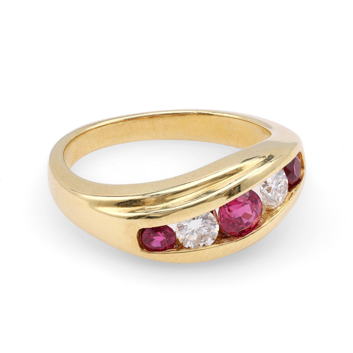 Vintage Ruby Diamond 18K Yellow Gold Ring