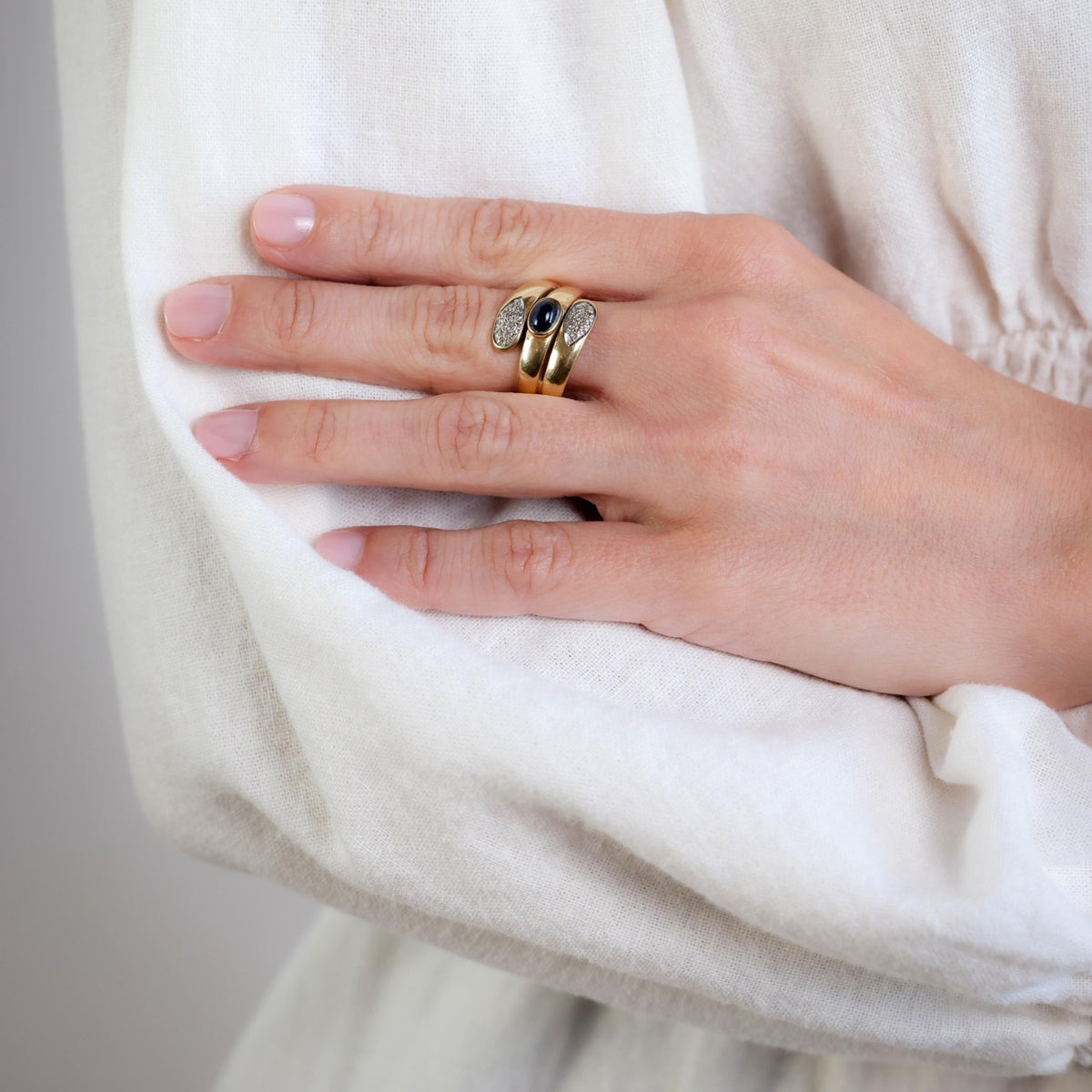 Vintage Sapphire Diamond 14K Yellow Gold Snake Wrap Ring