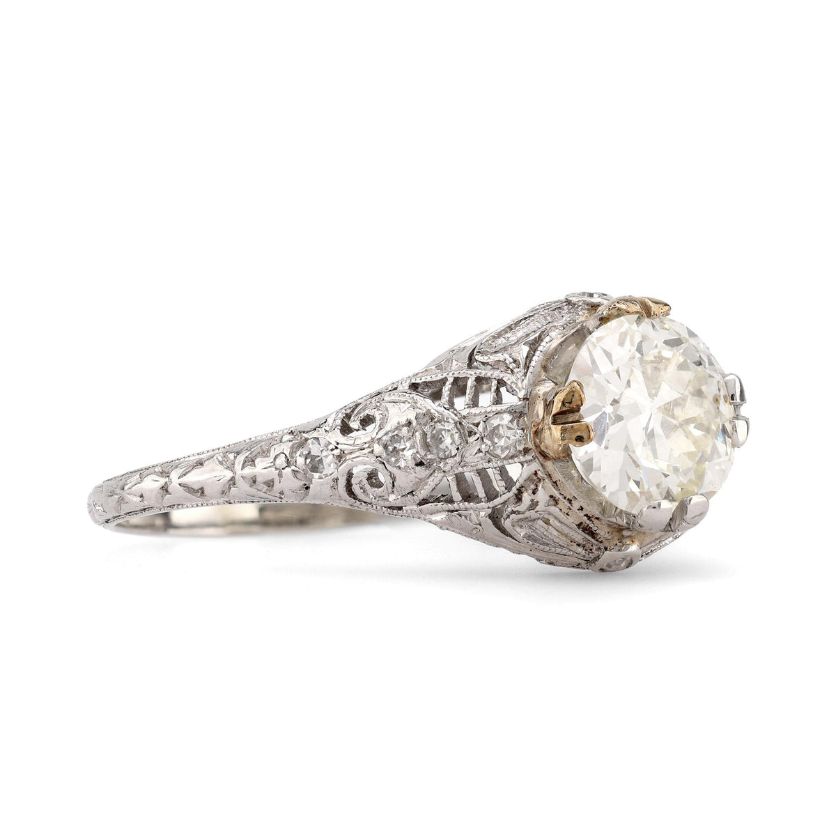 Art Deco Diamond Platinum Engagement Filigree Ring