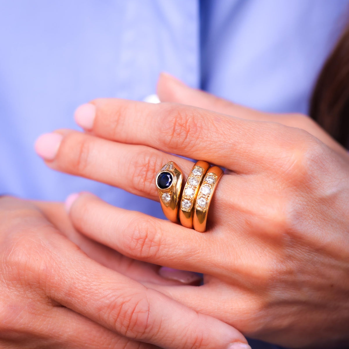 Desirable sapphire diamond 18k yellow gold snake ring