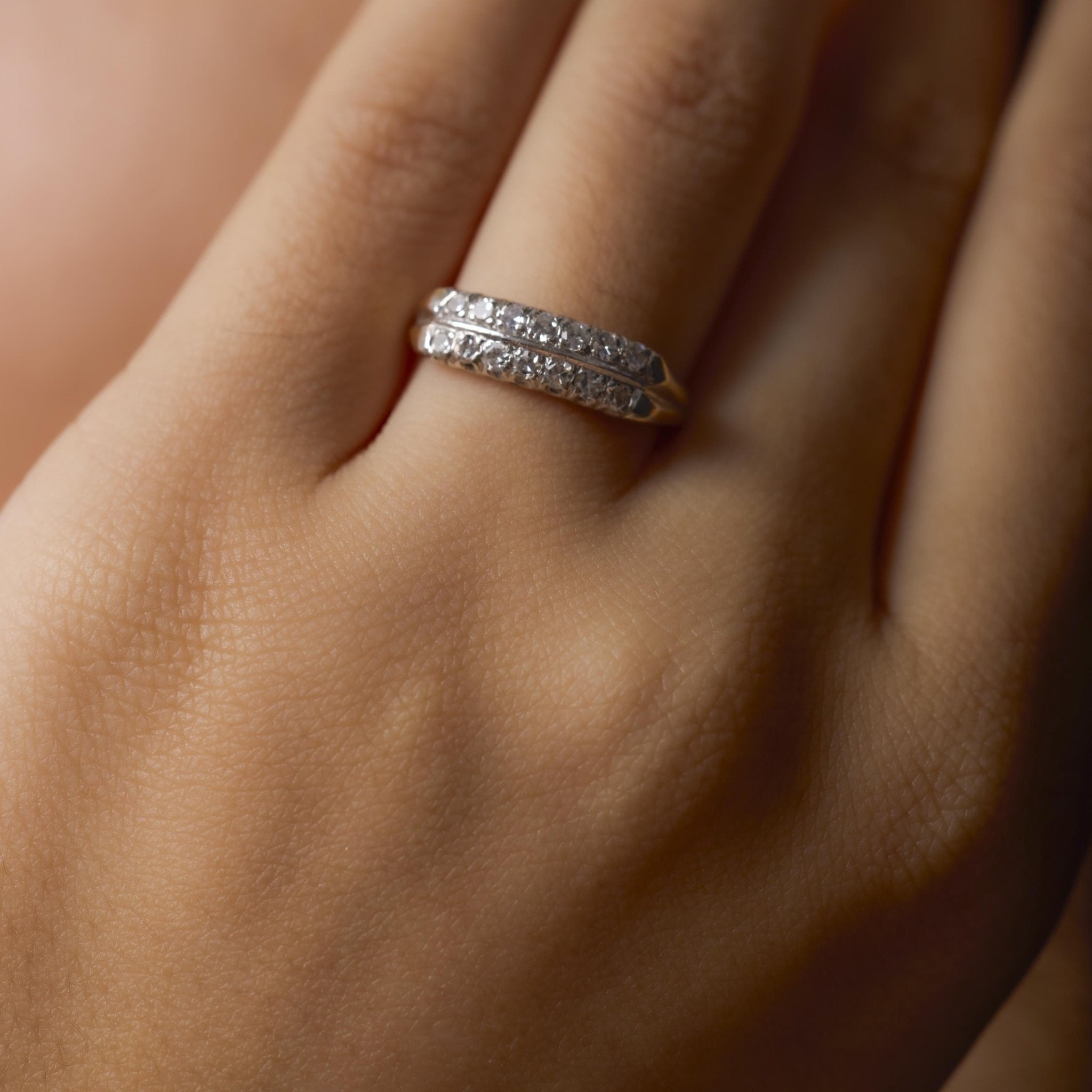 Edwardian diamond 14k yellow gold wedding band