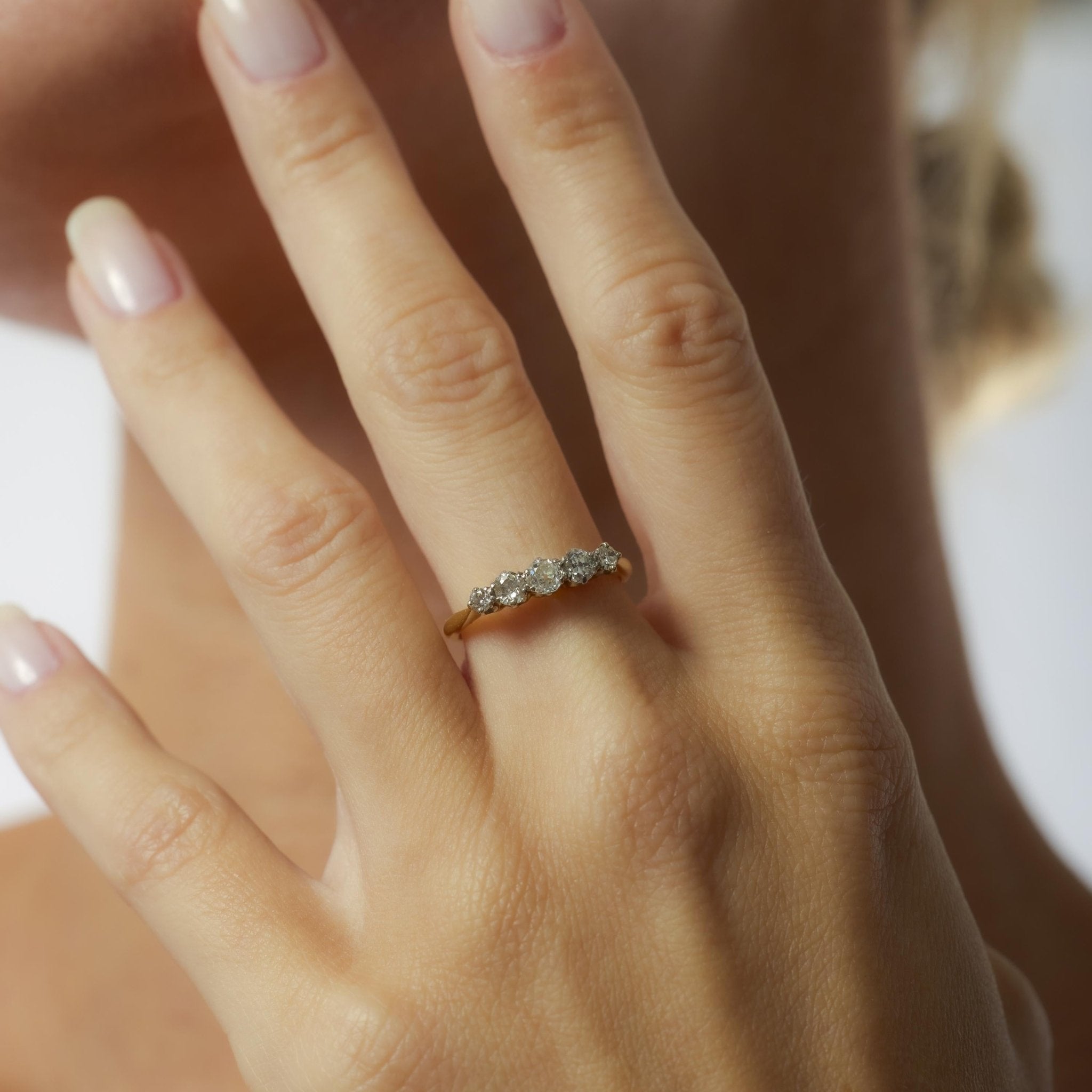 Edwardian diamond 18k yellow gold wedding band
