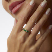 Vintage emerald diamond 18k yellow gold band