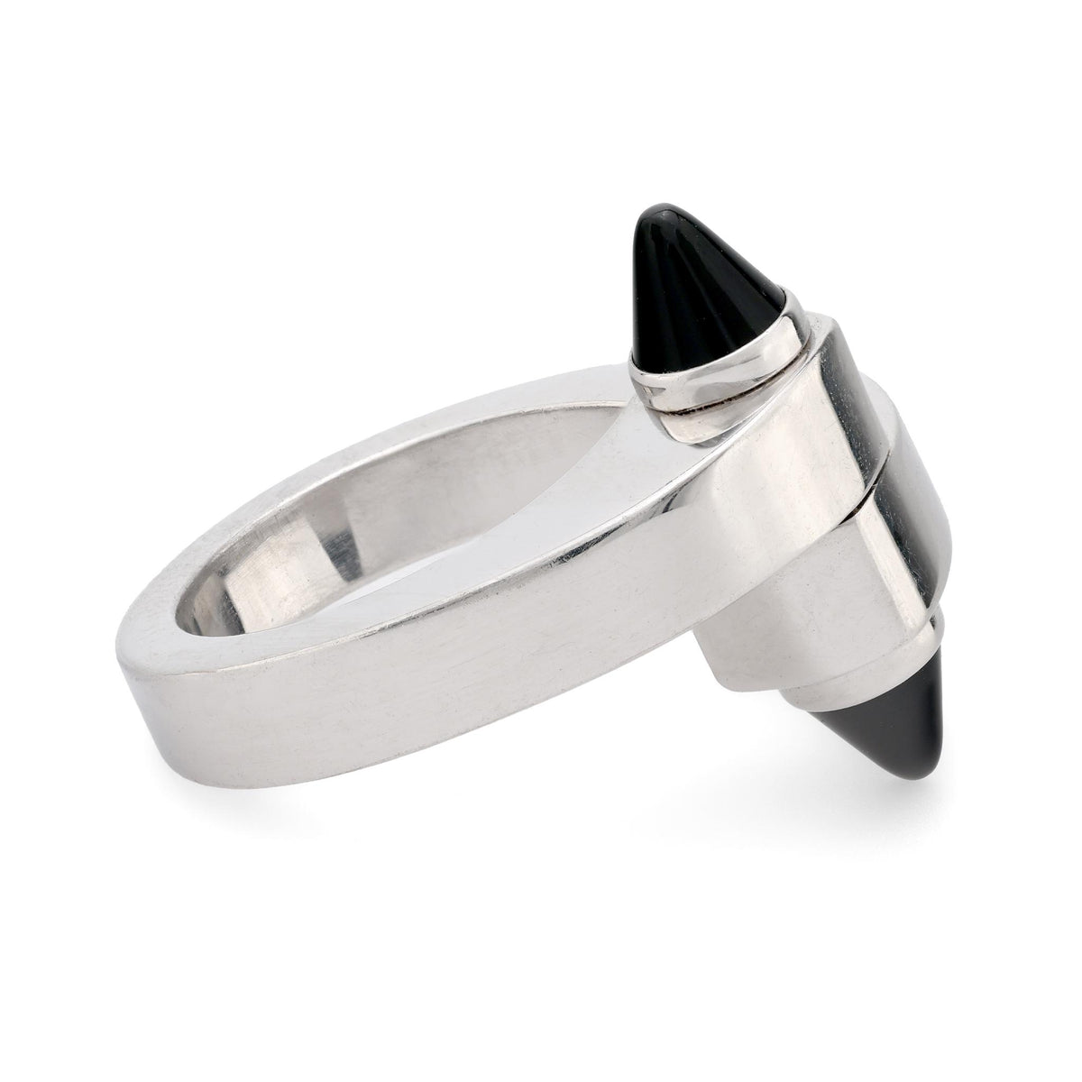 Cartier onyx 18k white gold menotte bypass ring