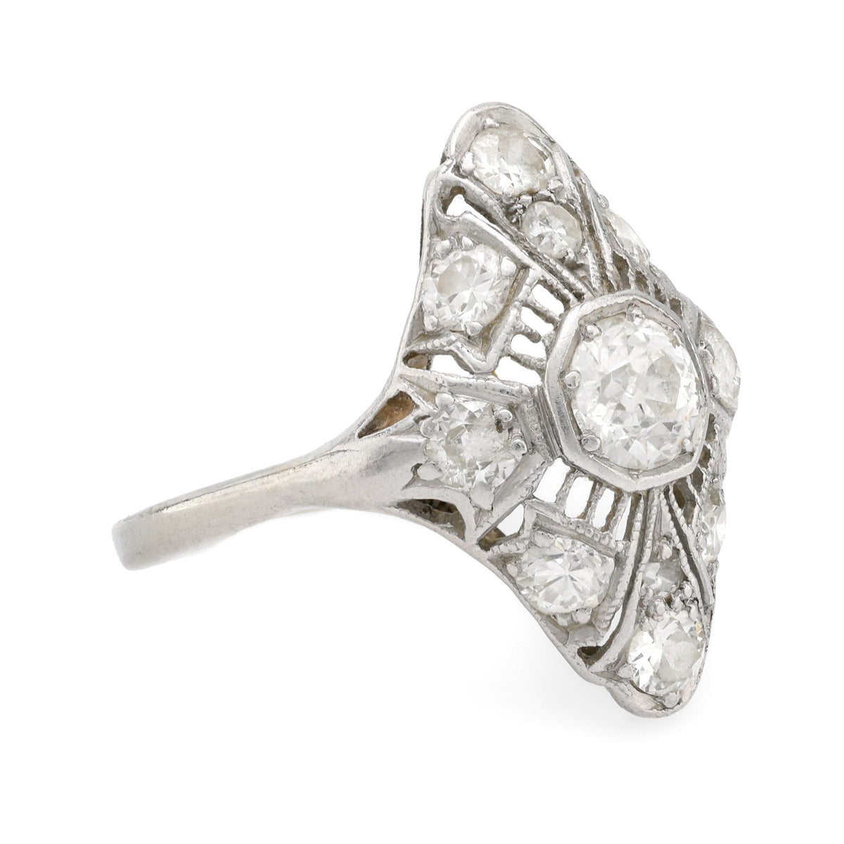 Art Deco 18k white gold diamond filigree ring