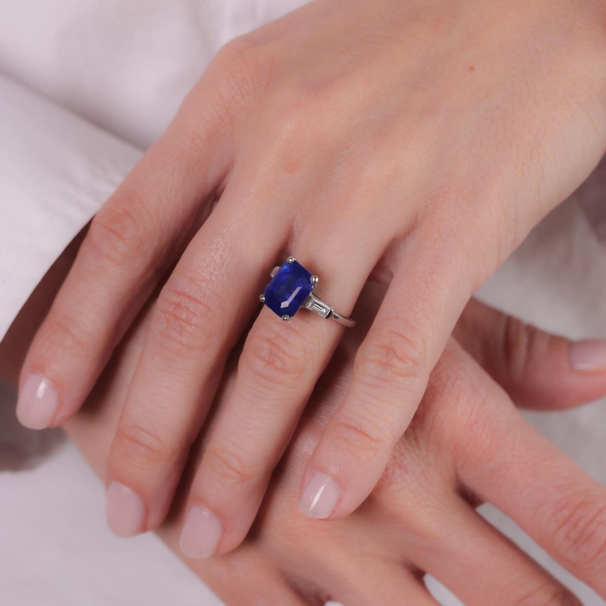 Mid Century 4.97 carat sapphire diamond platinum ring