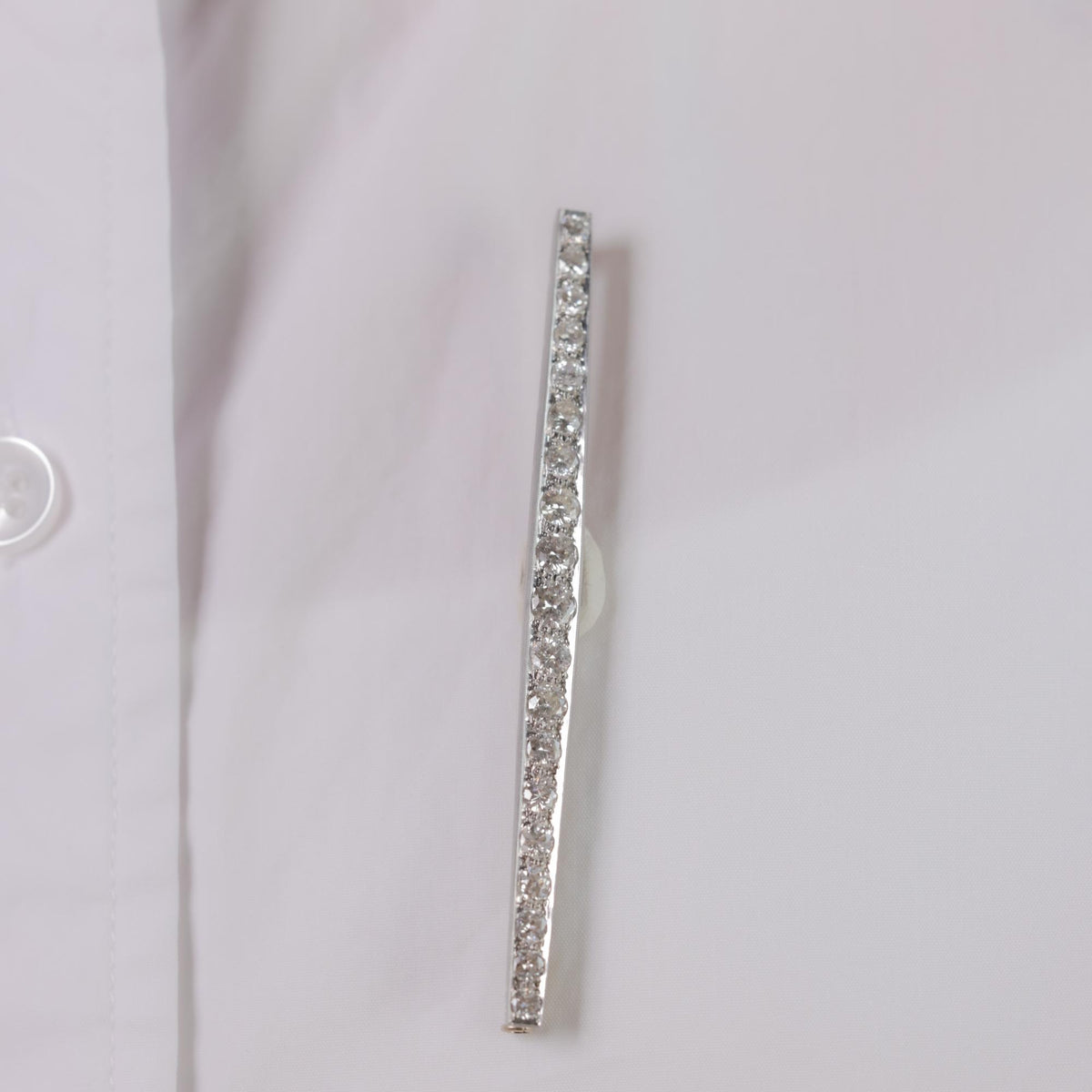 French Art Deco 3 carat total weight diamond platinum bar brooch