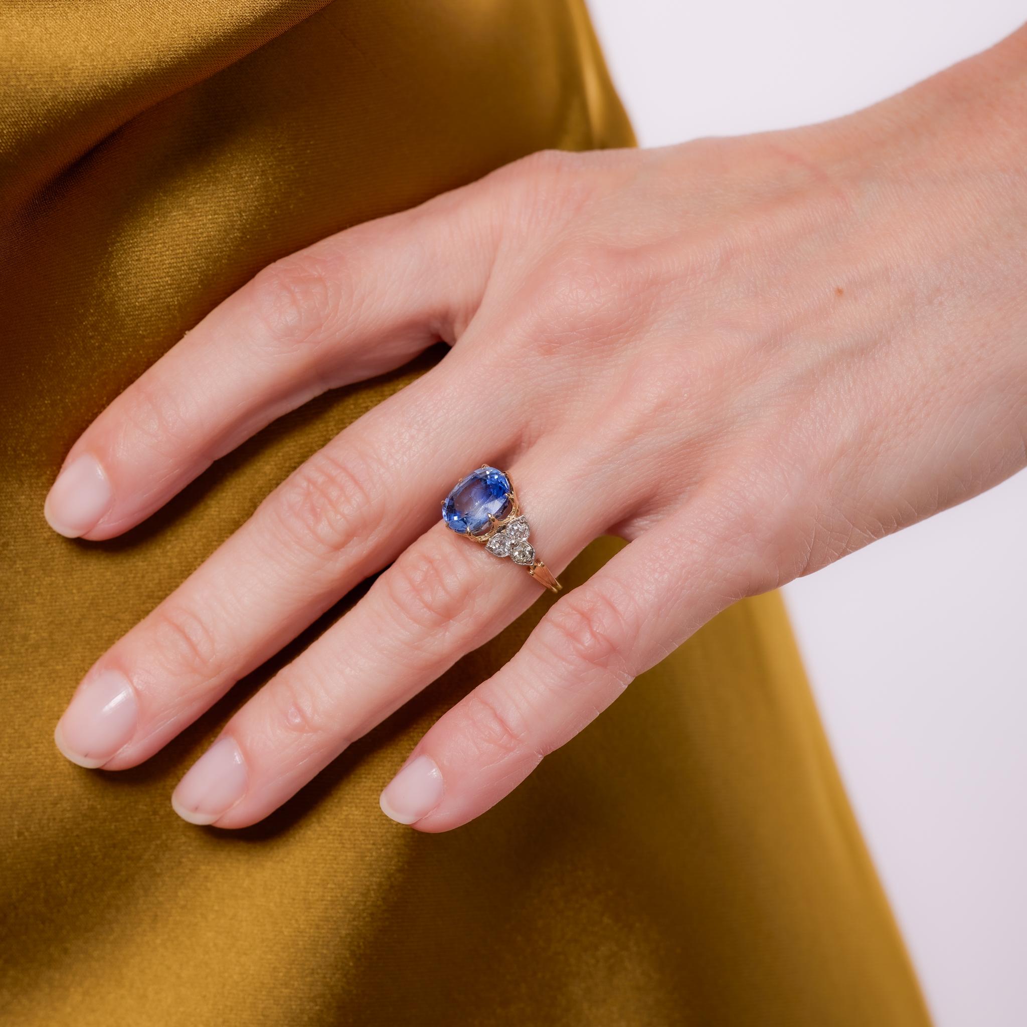 Vintage GIA 4.55 carat sapphire old European diamond 14k yellow gold ring