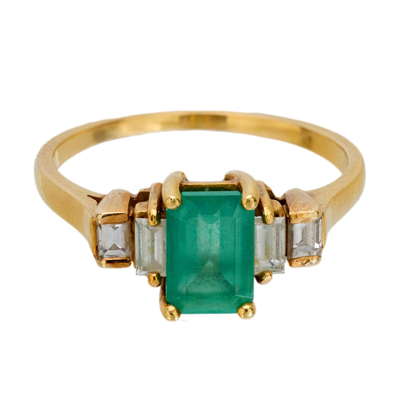 Vintage emerald diamond 18k yellow gold ring