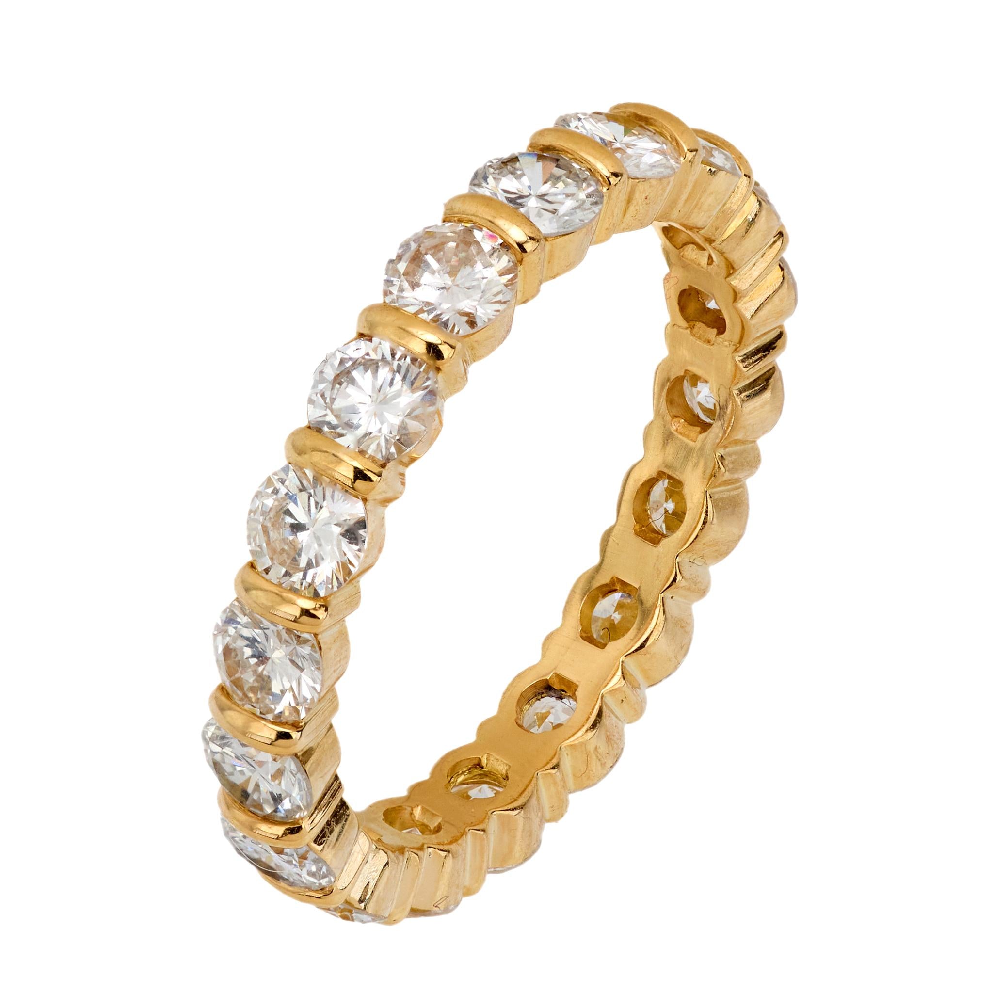 Vintage French 2.40 carat total weight diamond 18k yellow gold wedding band