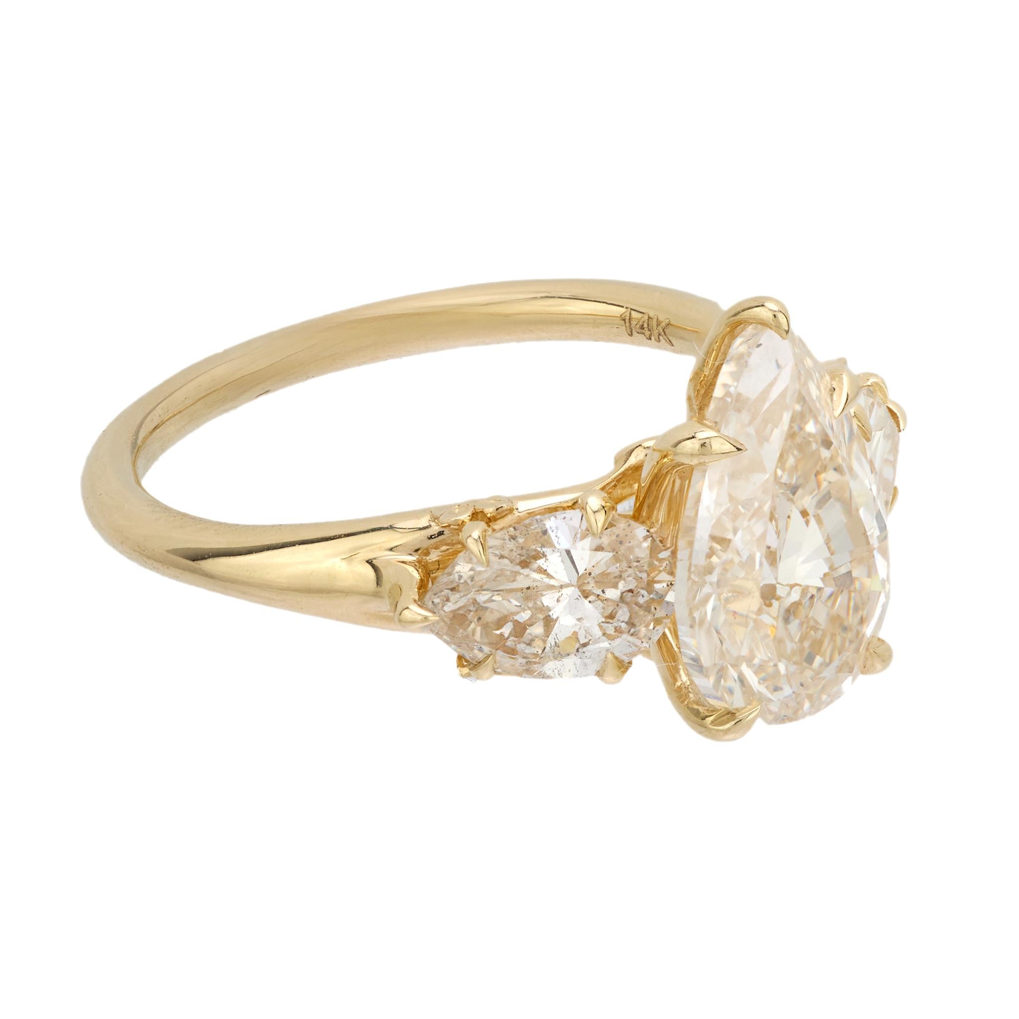 Vintage GIA 2.50 carat pear cut diamond 14k yellow gold engagement ring