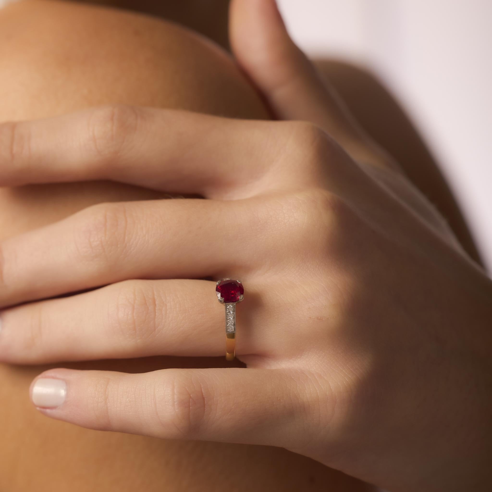 French GIA 1.18 carat no heat ruby diamond 18k yellow gold ring