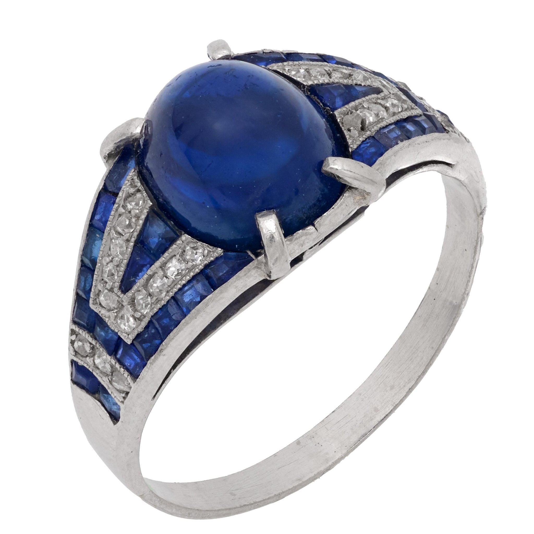 Art Deco 4.50 carat cabochon cut sapphire diamond platinum ring