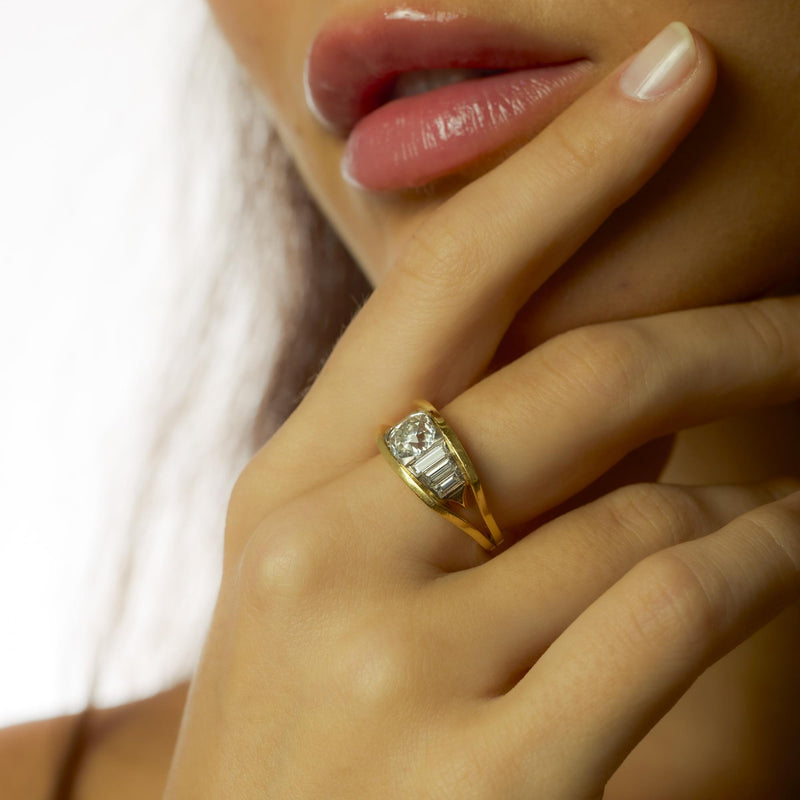 Vintage GIA 1.73 carat old mine cut diamond 18k gold ring