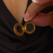 Victorian French onyx 18k yellow gold locket pendant