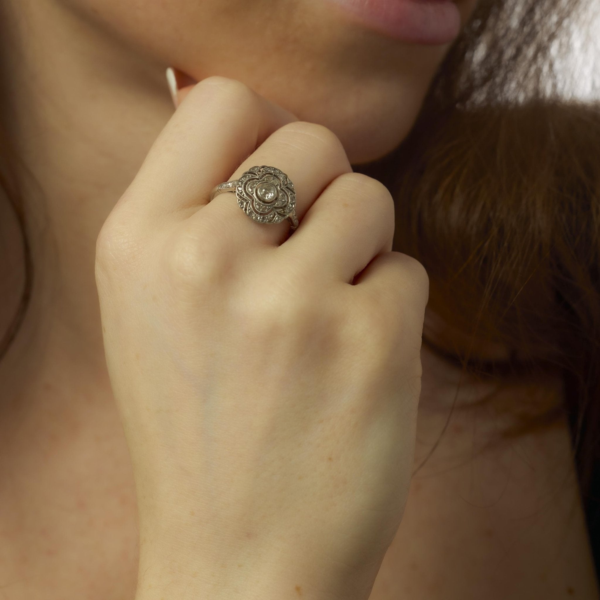 Art Deco diamond platinum circular filigree ring