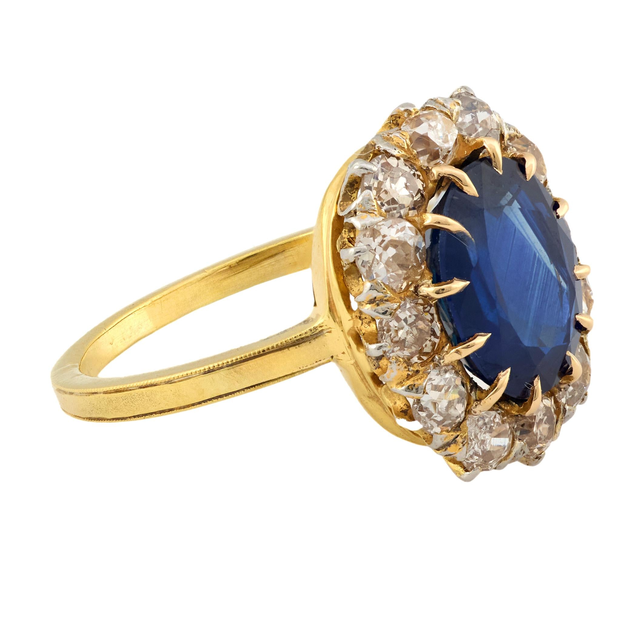 Victorian GIA 3.31 carat sapphire diamond 10k yellow gold cluster ring