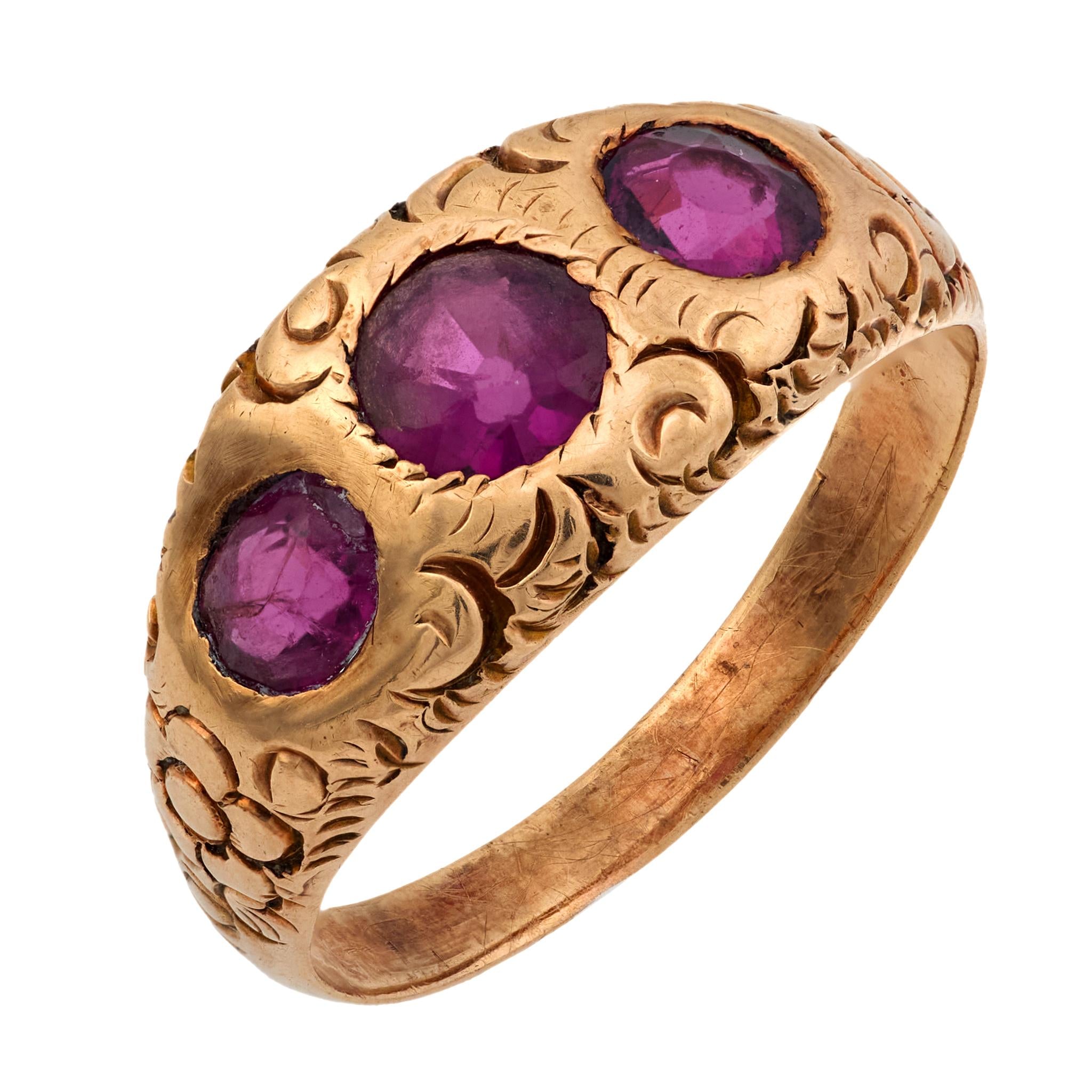Victorian garnet 14k yellow gold 3 stone bezel ring
