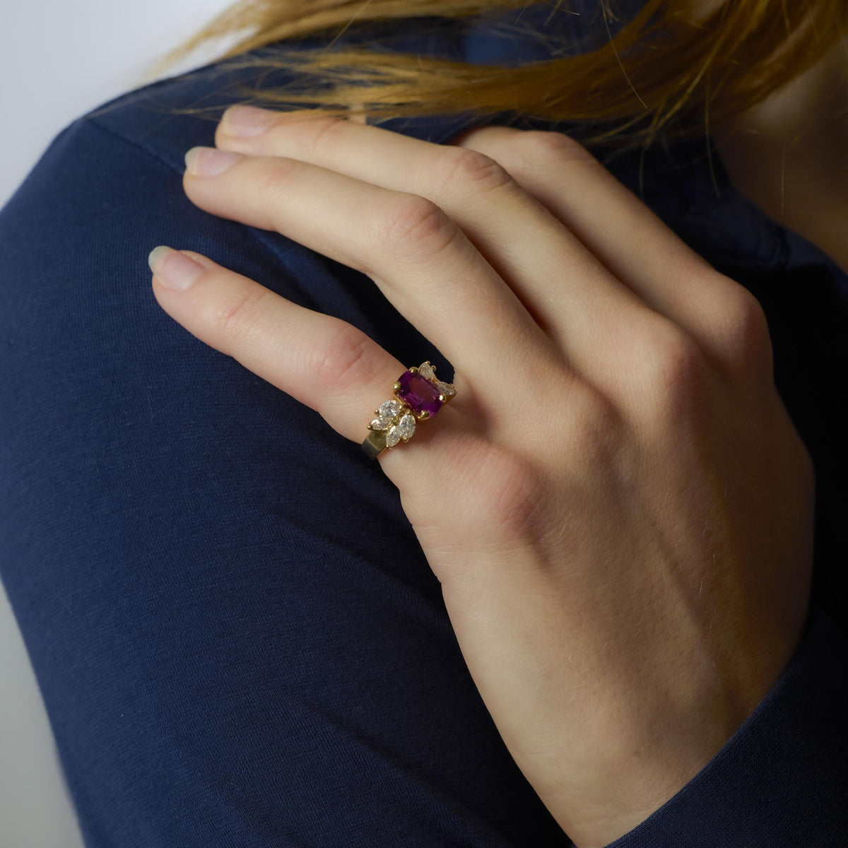 Vintage AGL 2 carat garnet diamond 14k yellow gold cocktail ring