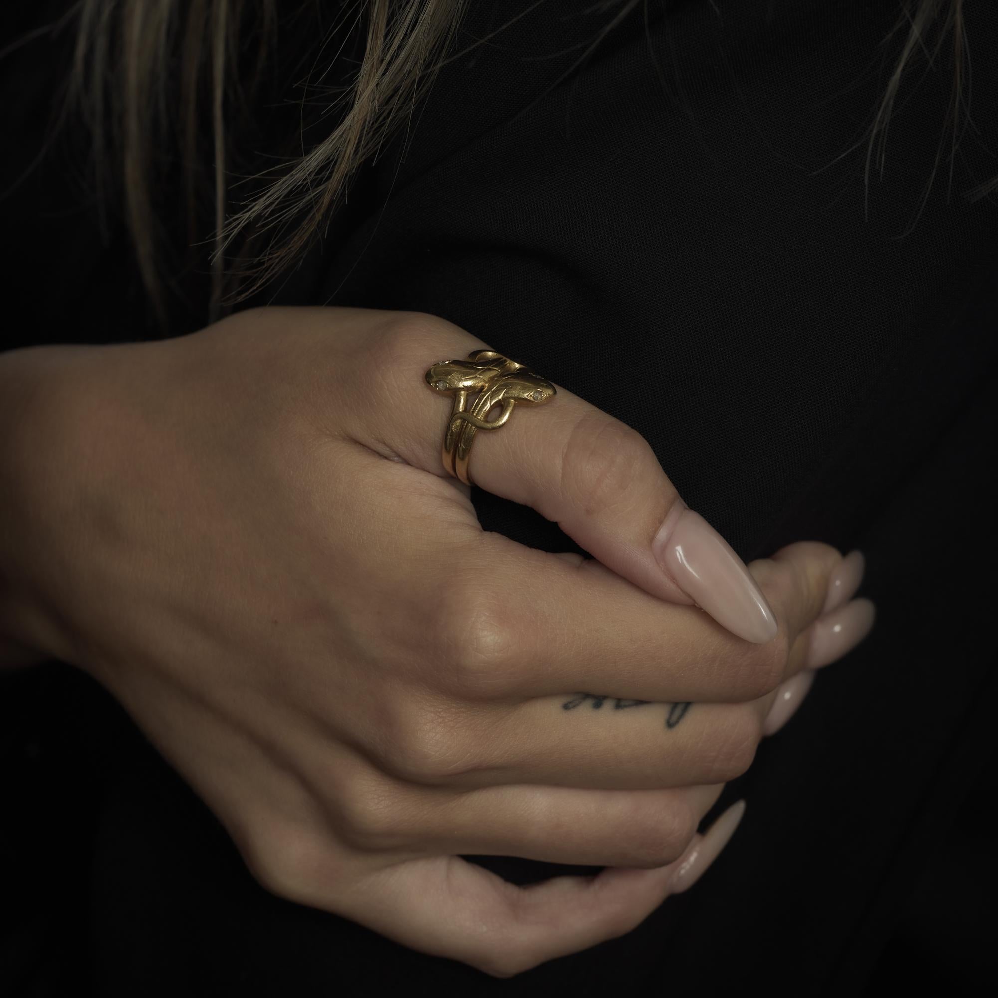 Victorian French diamond 18k yellow gold double headed snake ring