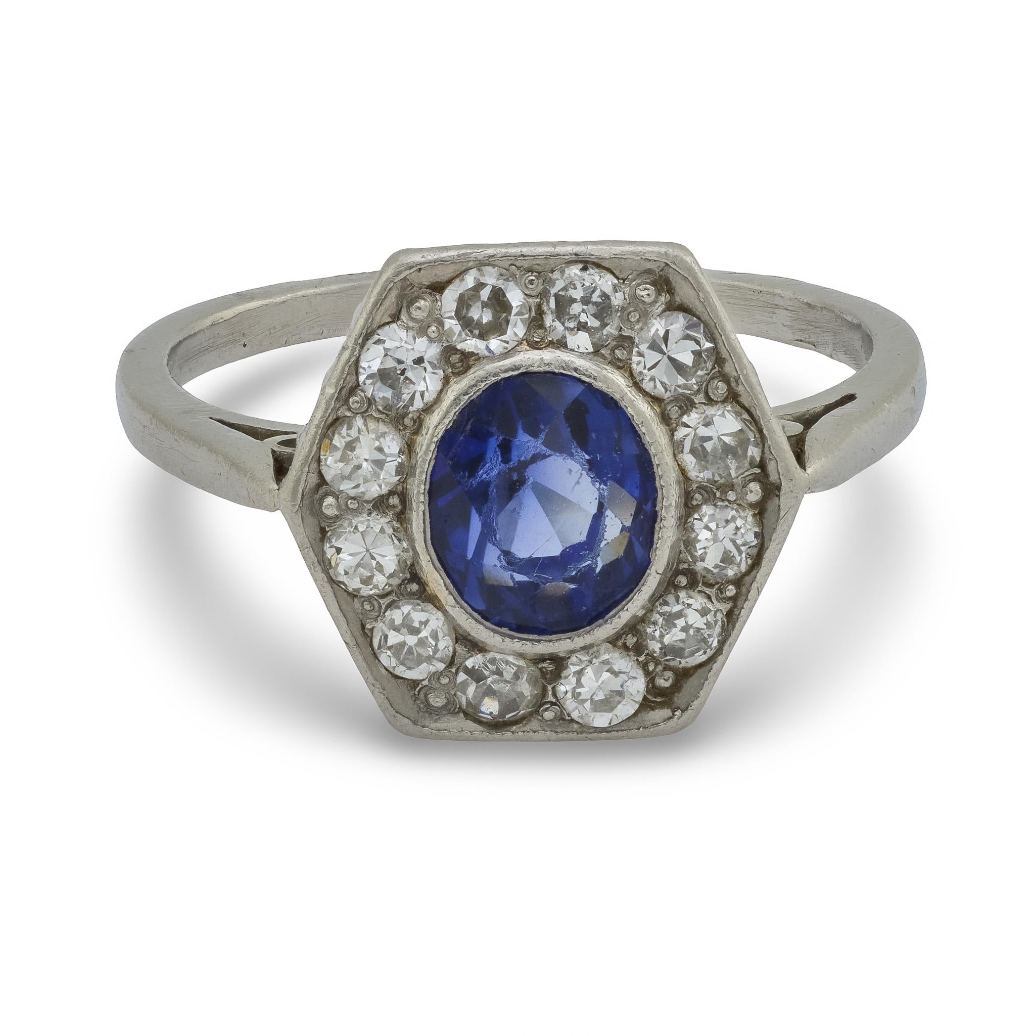 Art Deco 1.40 carat sapphire diamond platinum cluster ring