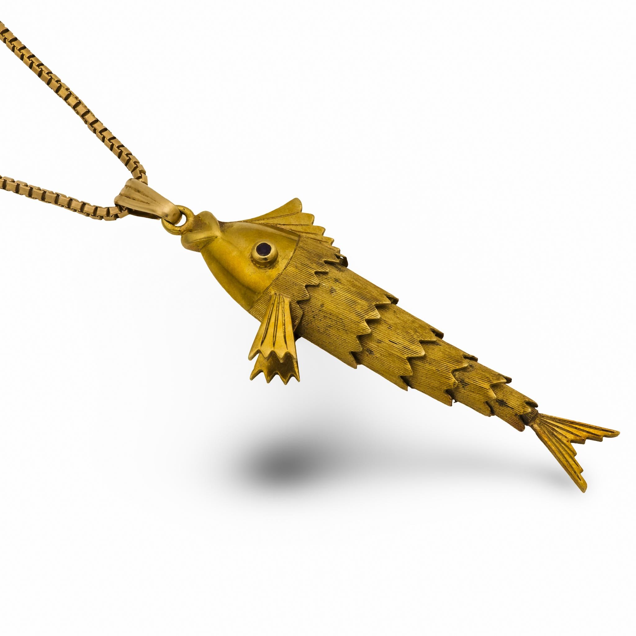 Vintage ruby 18k yellow gold articulated fish necklace