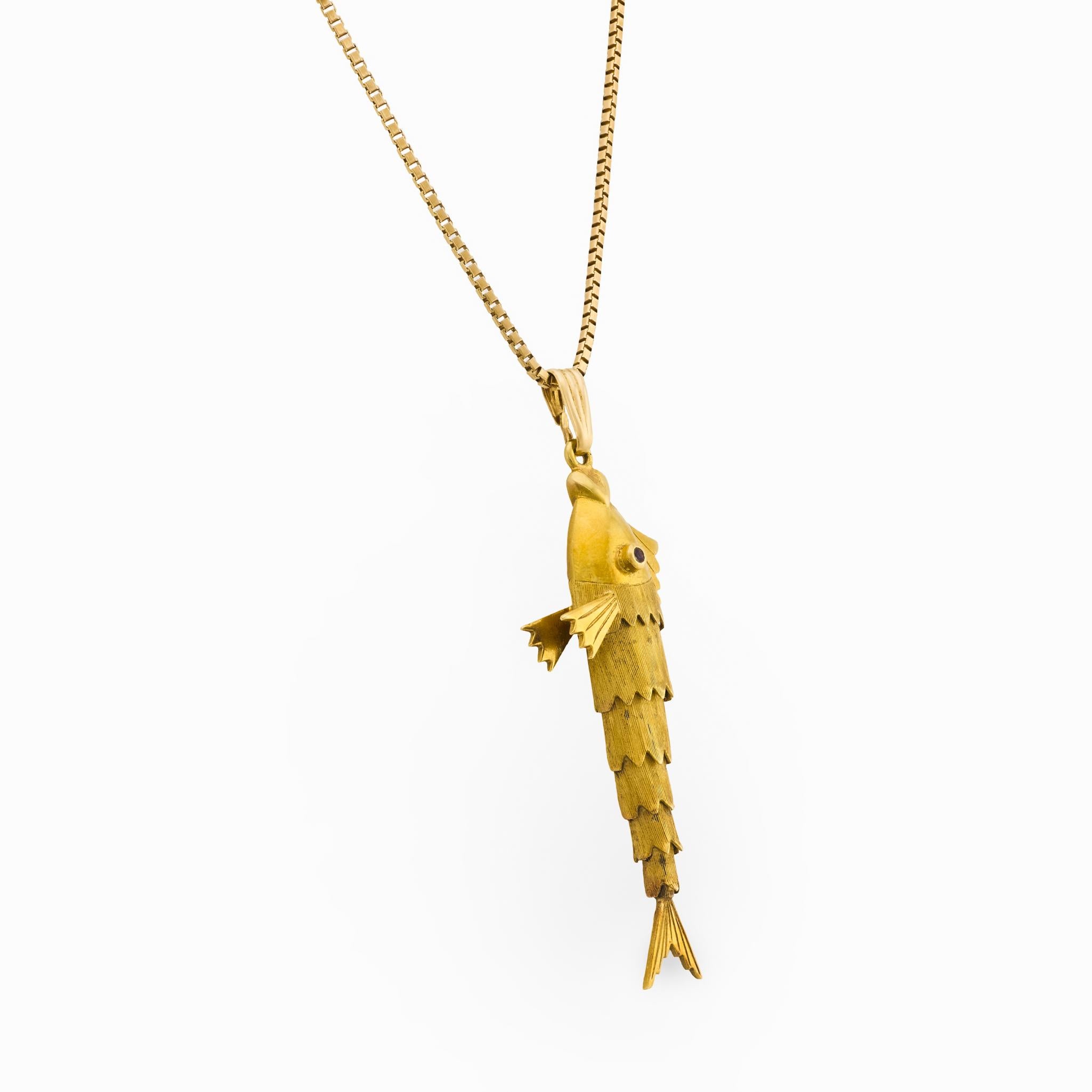 Vintage ruby 18k yellow gold articulated fish necklace