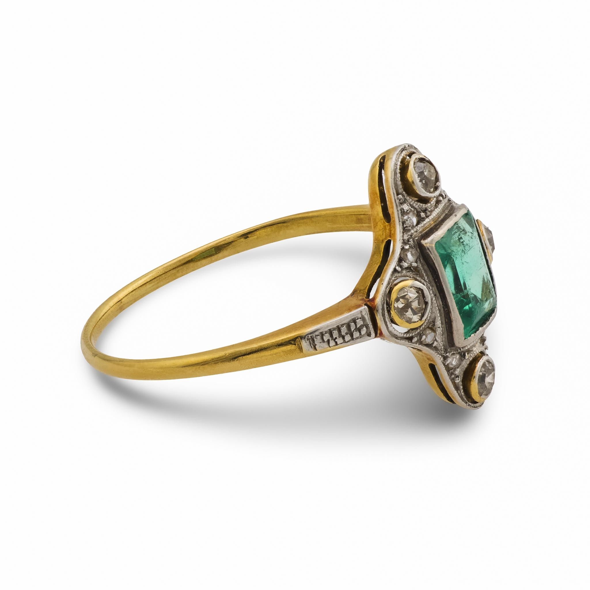 Victorian emerald diamond 18k yellow gold ring