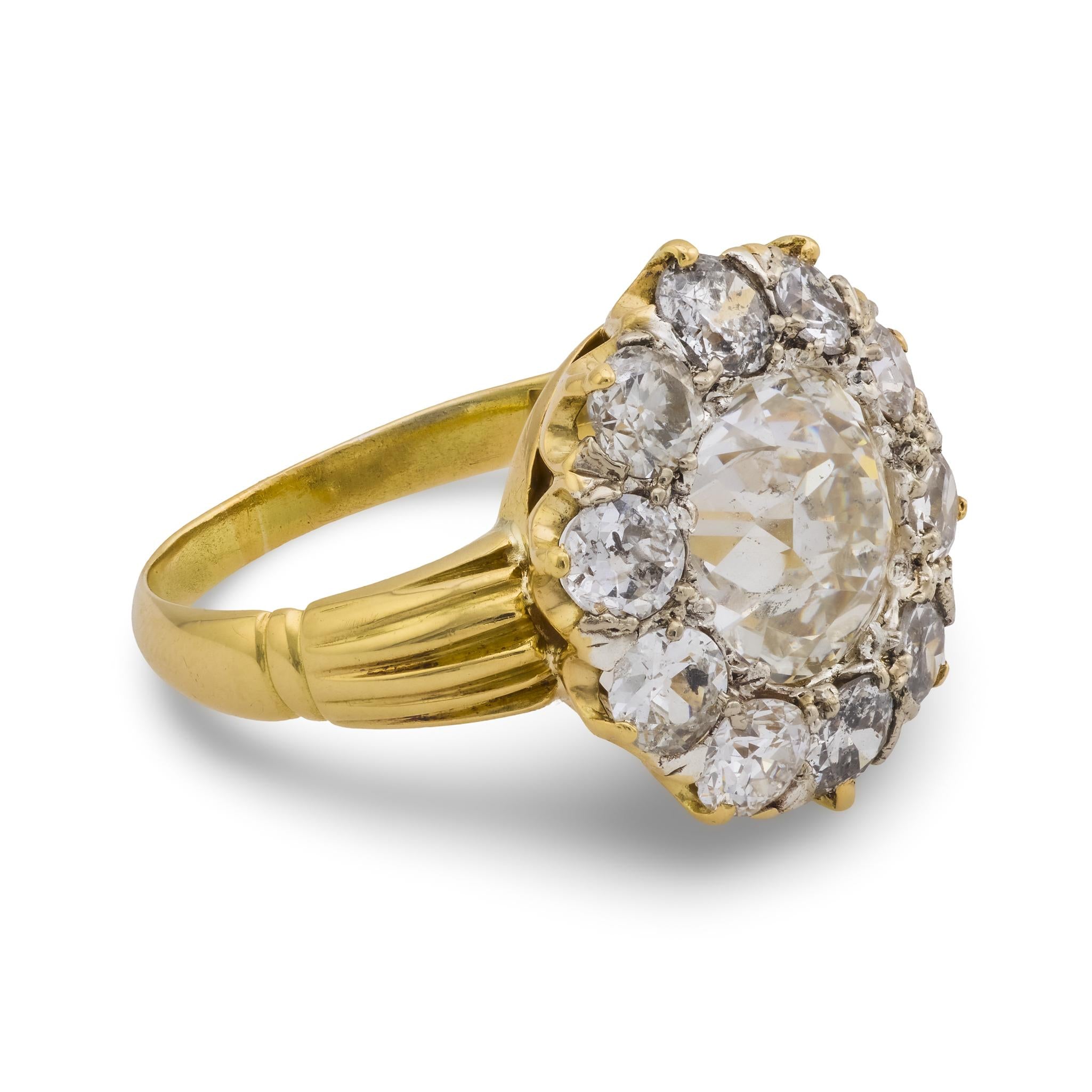 Victorian GIA 3.02 carat old European cut diamond 18k yellow gold cluster ring