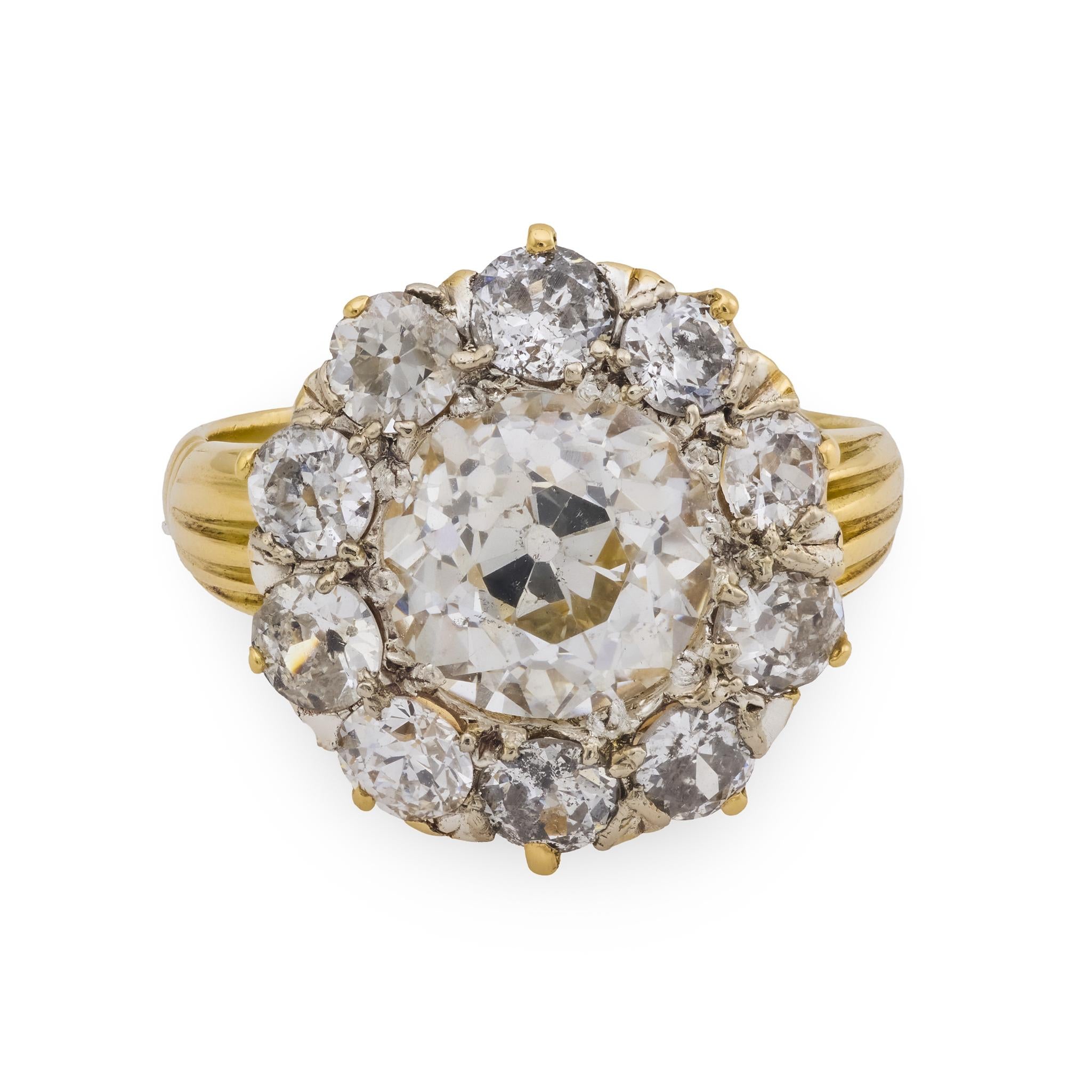 Victorian GIA 3.02 carat old European cut diamond 18k yellow gold cluster ring