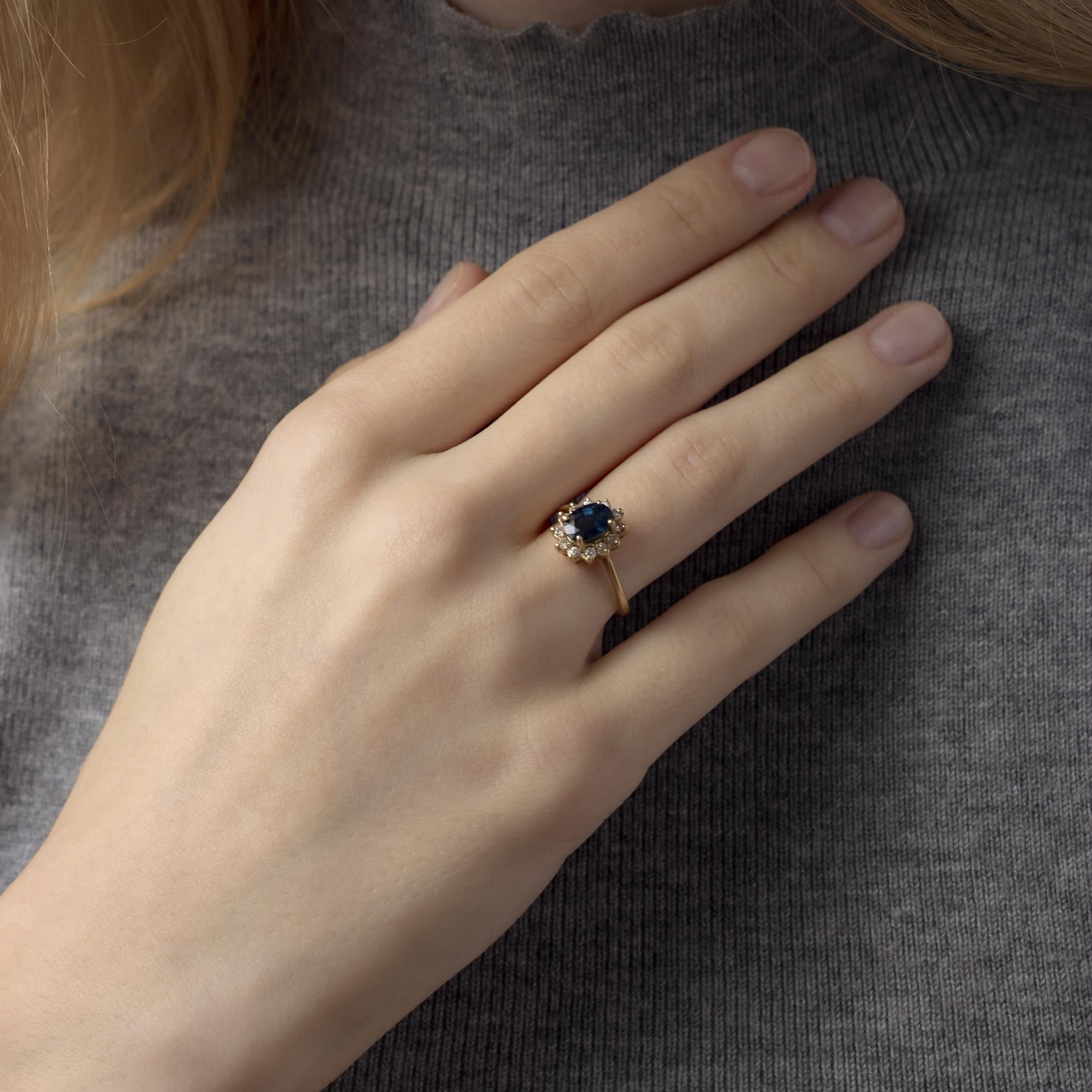 Vintage 1.50 carat sapphire diamond 14k yellow gold cluster ring
