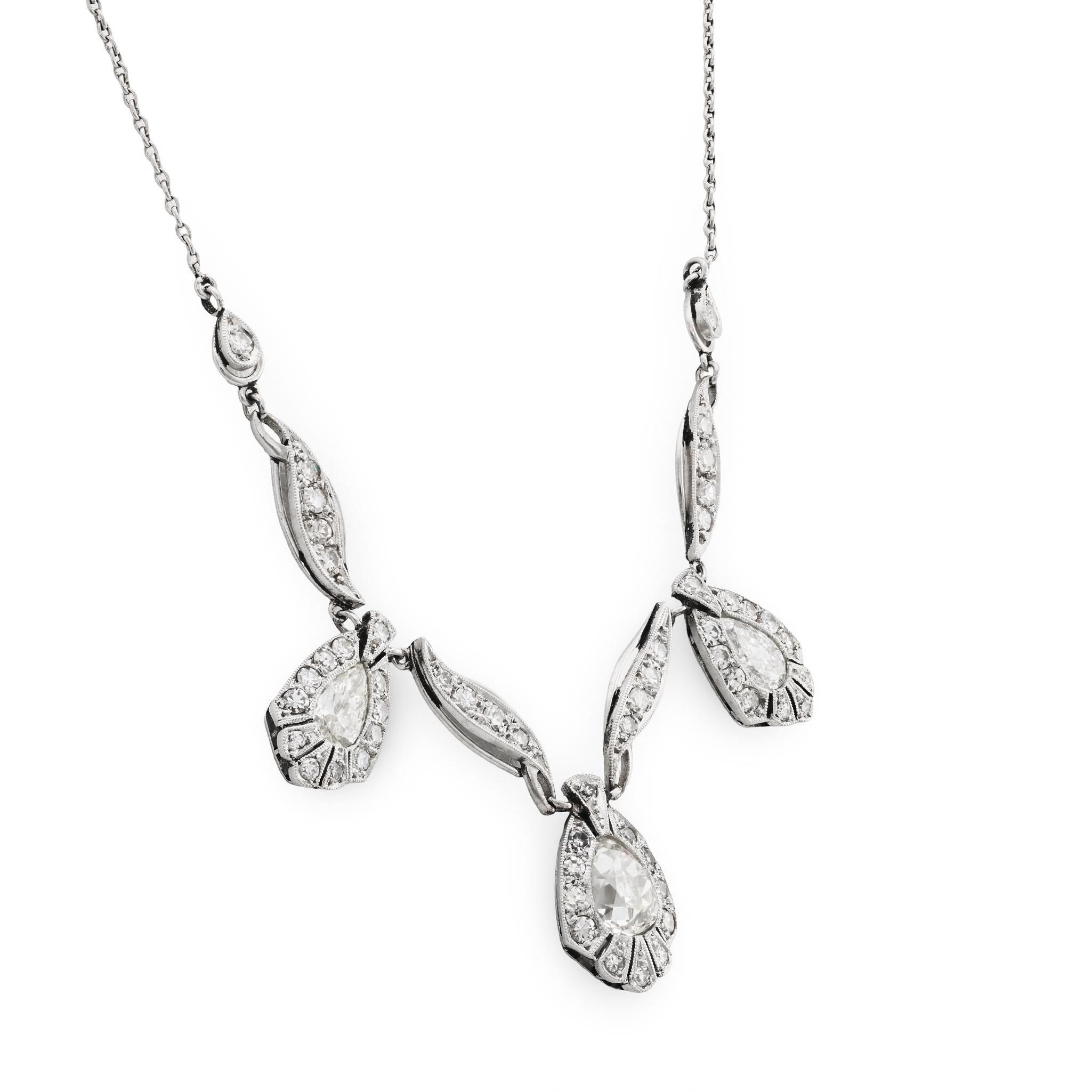 Edwardian 2.20 carat total weight diamond platinum necklace