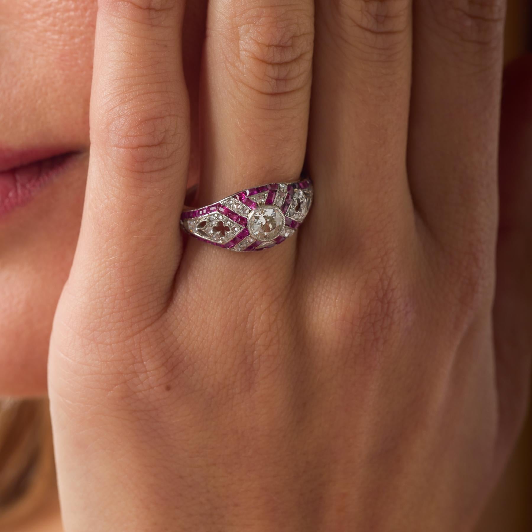 French Belle Époque 0.60 carat old European cut diamond platinum dome ring