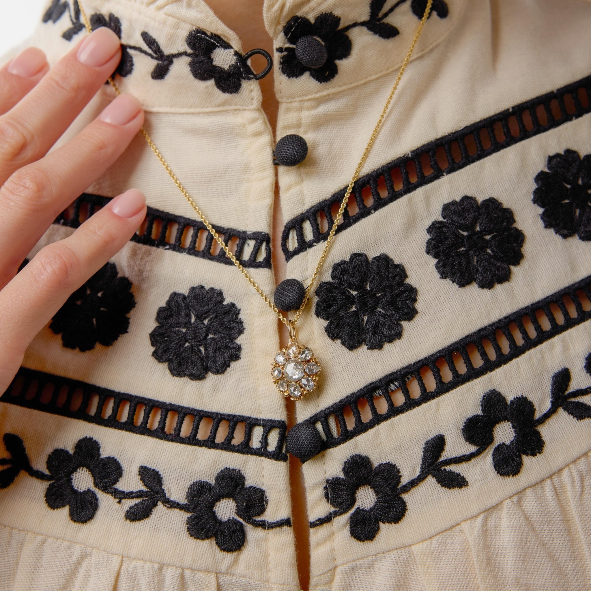Victorian 1.60 carat rose cut diamond 18k yellow gold necklace