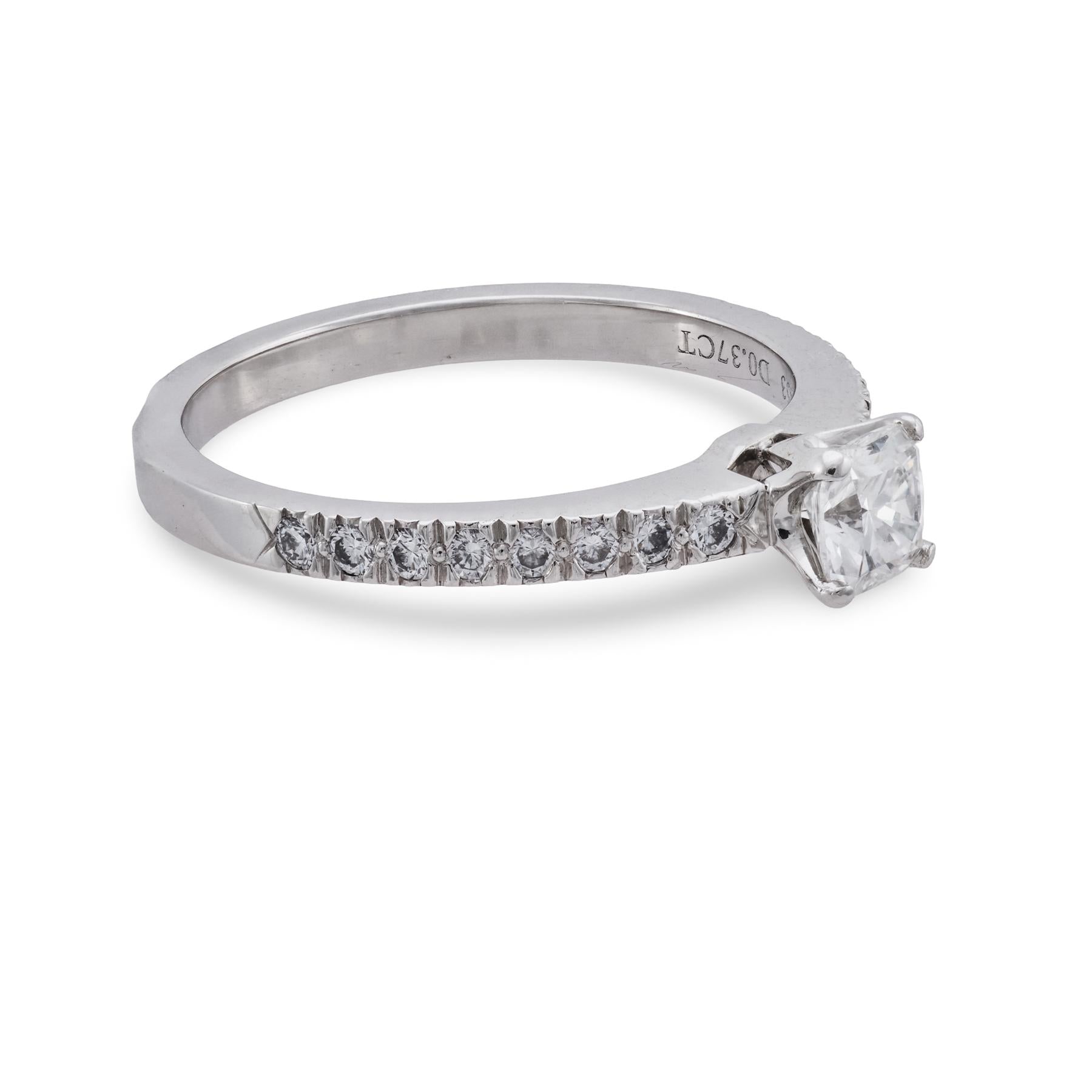 Tiffany & Co. 0.37 carat diamond platinum engagement ring