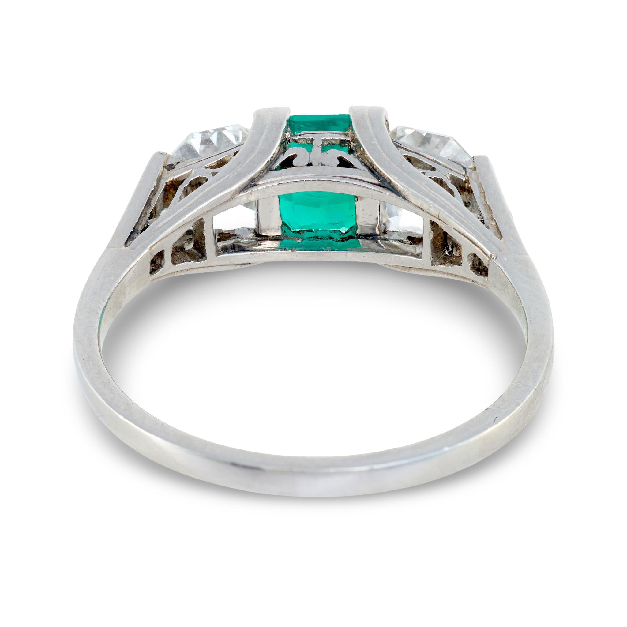 Art Deco emerald diamond platinum ring