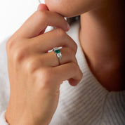 Art Deco emerald diamond platinum ring