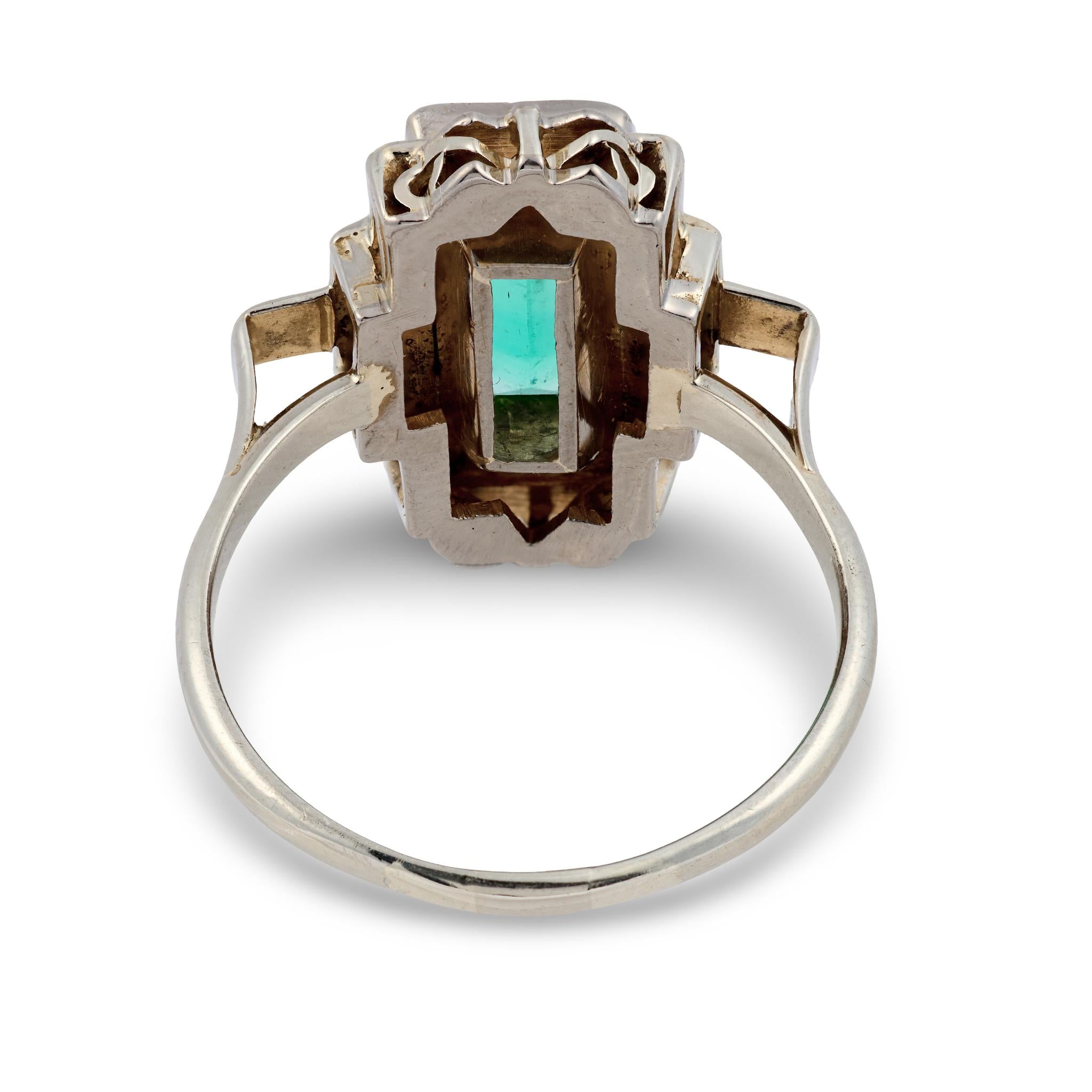 Art Deco GIA 2.10 carat Colombian emerald 18k white gold ring